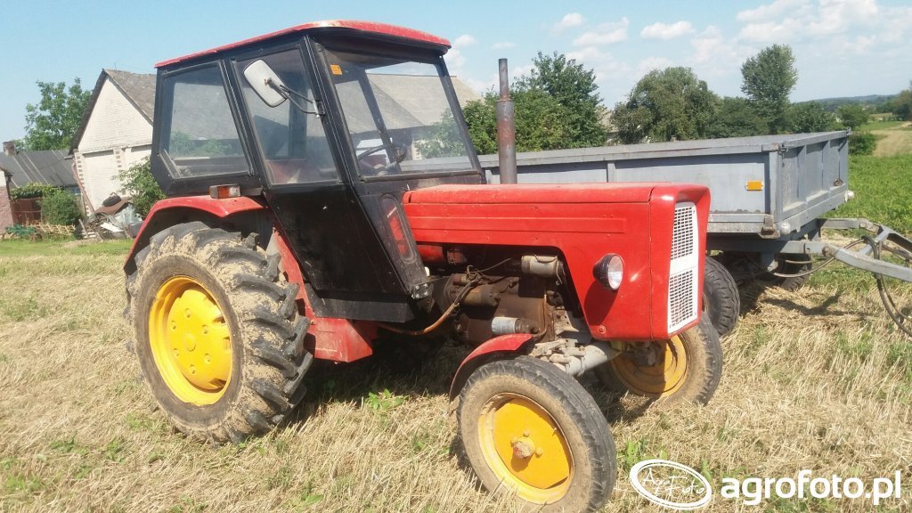 Zdjęcie traktor Ursus 4011 id 675662 Galeria rolnicza agrofoto