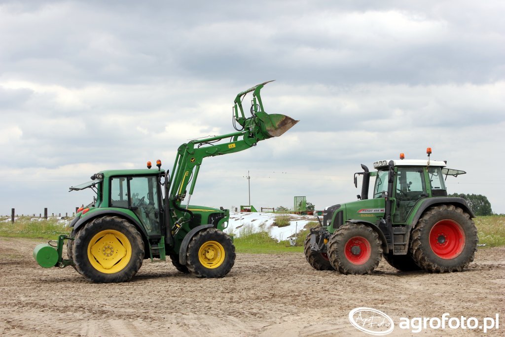 Zdjęcie ciagnik Fendt John Deere 674797 Galeria rolnicza agrofoto