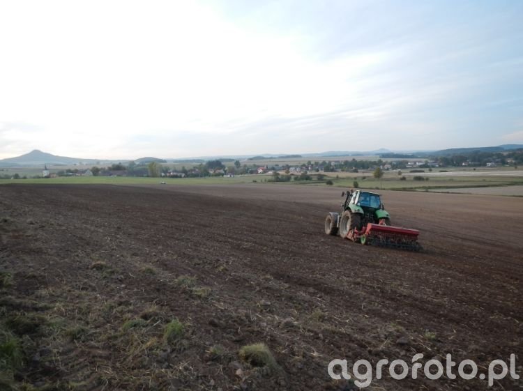 DF Agrotron 200 KUHN Fotka Zestawu Uprawowo Siewnego Id 457633