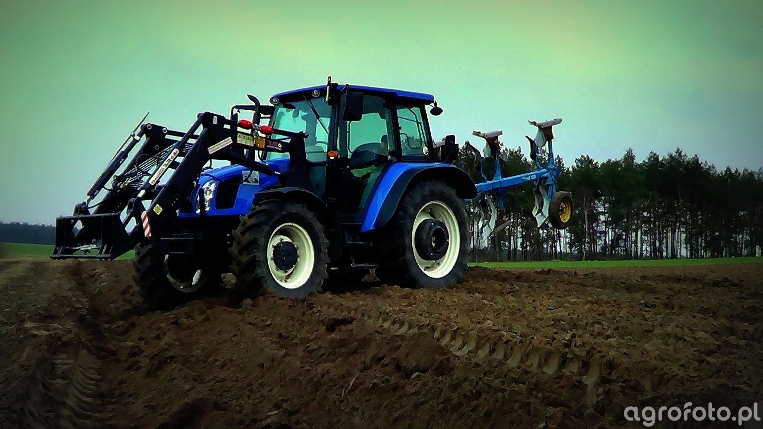 Zdj Cie Traktor New Holland T Lemken Opal Galeria