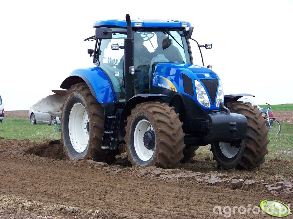 New Holland T Unia Xls Obrazek Fotka Zdjecie Photo