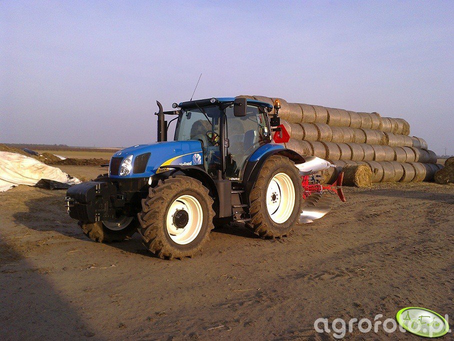 Fotografia Traktor Nh T Delta Id Galeria Rolnicza Agrofoto