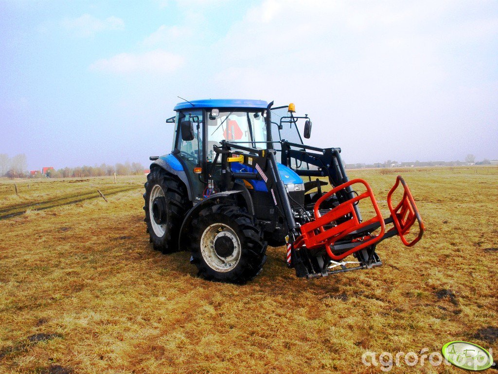 Fotografia Traktor NH TD95D 213357 Galeria Rolnicza Agrofoto