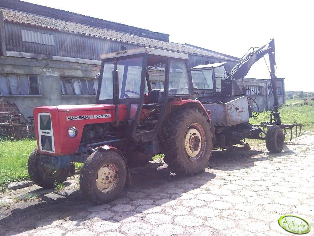 Zdjęcie traktor Ursus C 360 Cyklop 162005 Galeria rolnicza agrofoto