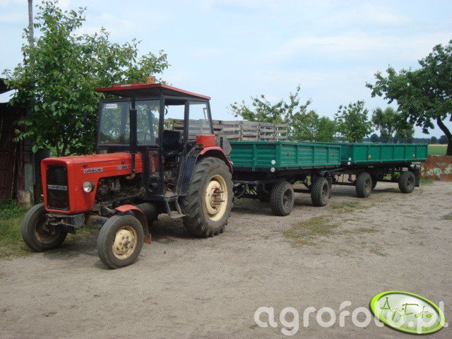 Fotografia Traktor Ursus C Przyczepy Id Galeria Rolnicza