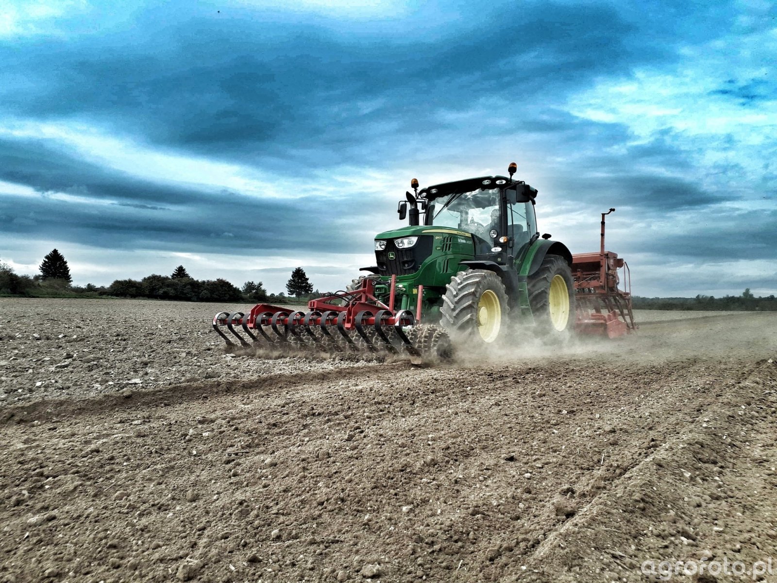 Zdjęcie traktor John deere 6140r siew jęczmienia id 763128 Galeria