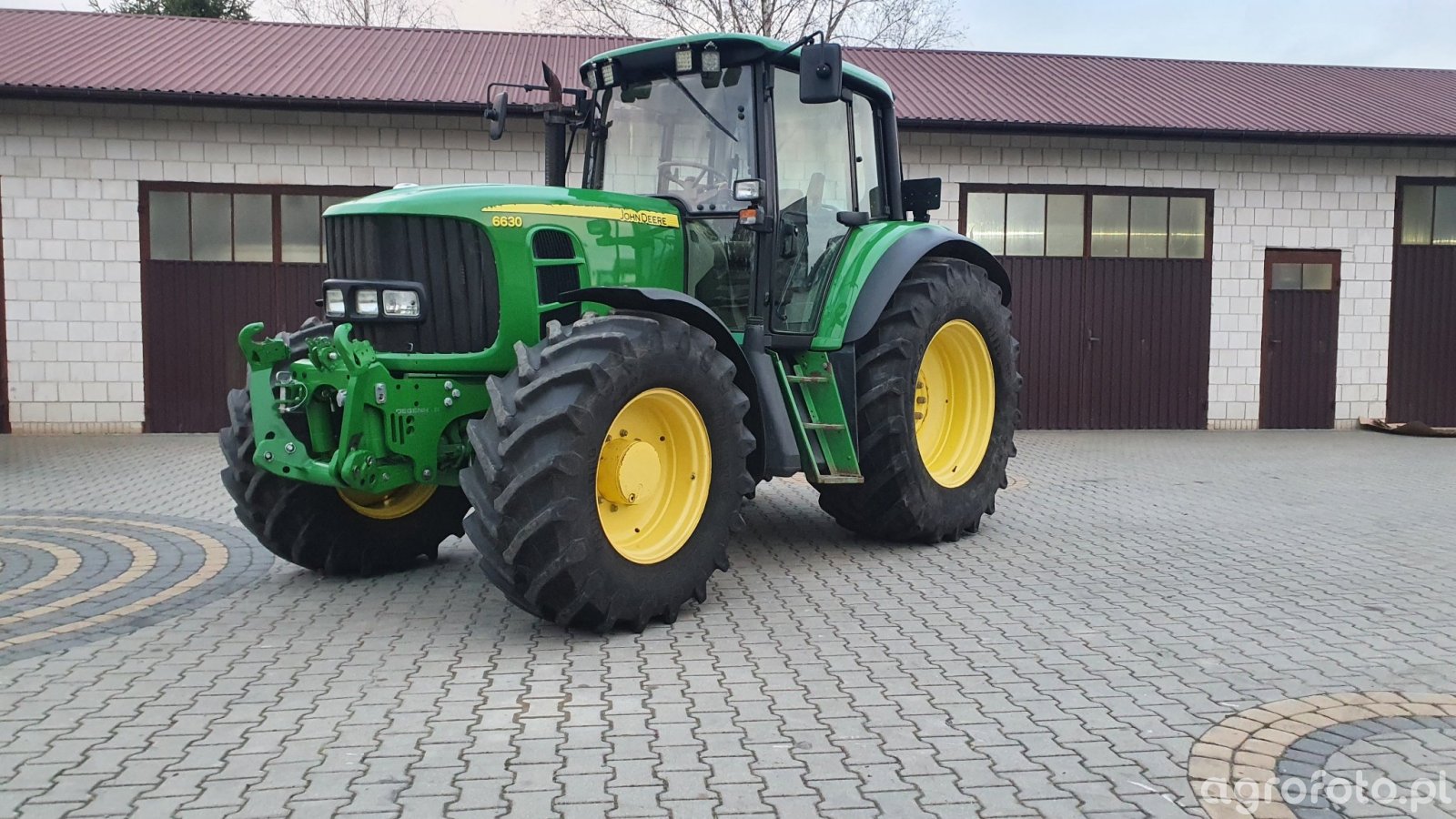 Zdjęcie traktor John Deere 6630 id 808305 Galeria rolnicza agrofoto