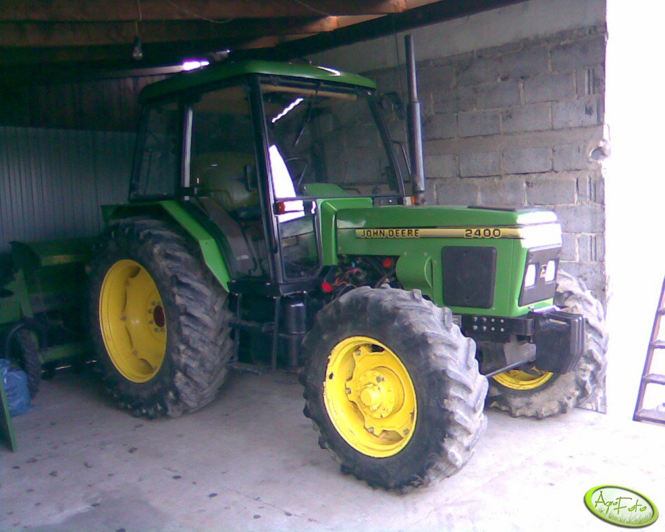 Obraz traktor John Deere 2400 #182909 - Galeria rolnicza agrofoto