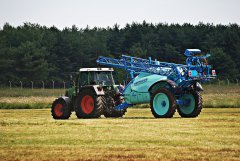 Fendt 415 Vario + Berthoud Tenor 43-46