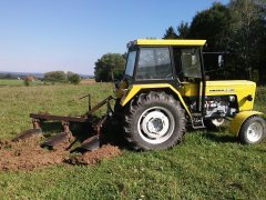 Ursus C-360 + pług ruski