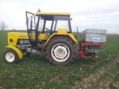 Ursus C-360 + rozsiewacz Abra