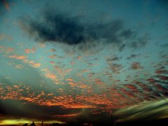 Jesienny zachód słońca