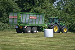 John Deere 7930 + Bergmann Carex