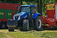 New Holland T8.390 + Pöttinger Jumbo 10010 Combiline