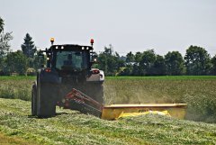 Valtra + Fella SM 320