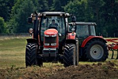 Massey Ferguson 7619