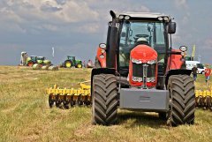 Massey Ferguson 7624