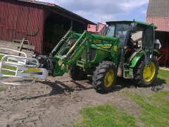 John Deere 5065e + Hydrometal AT10