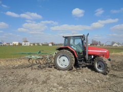 Massey Ferguson 6260 + agregat uprawowy 5m