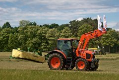 Kubota M110GX + Krone