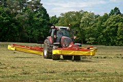 Valtra T214 + Fella