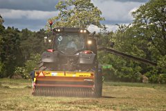 Valtra + Vredo 225.07.5 agri