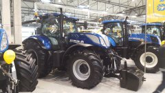 New Holland T7