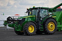 John Deere 7250R