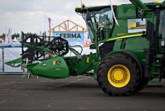 John Deere W650i/622R + John Deere 7250R