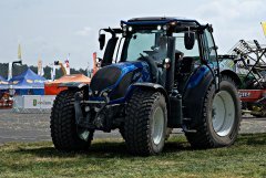 Valtra N154