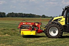 Valtra N174 + Fella SM 310 FZ-RC