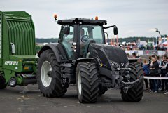 Valtra S374