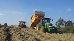 John Deere 6930 i 8310