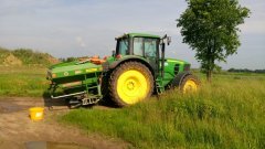 John Deere 6930