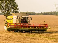 Claas Lexion 780 + Vario C930