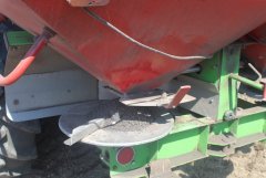 Wysiew nawozu   testujemy nawóz FERTIL