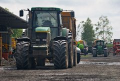 John Deere 7810