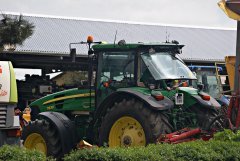 John Deere 7930