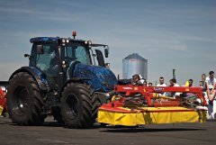 Valtra N174 + Fella SM310 FZ-RC