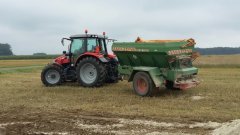 Massey Ferguson i Amazone