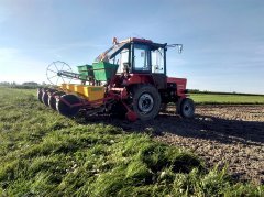 Władimirec T-25 & Meprozet siewnik do kukurydzy