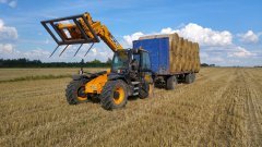 JCB 531-70AS + Krone ADP 22