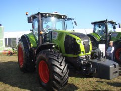 Claas Axion 830