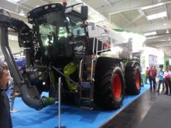 Claas Xerion z zabudową Bauer