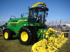 John Deere  7380