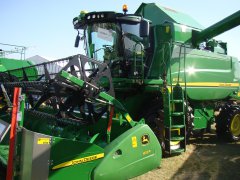 John Deere W540