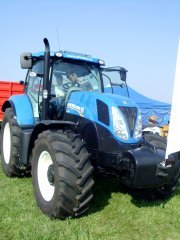 New Holland T7.200