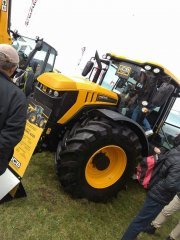 Jcb fastrac 4220