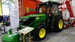 John Deere 5075GN