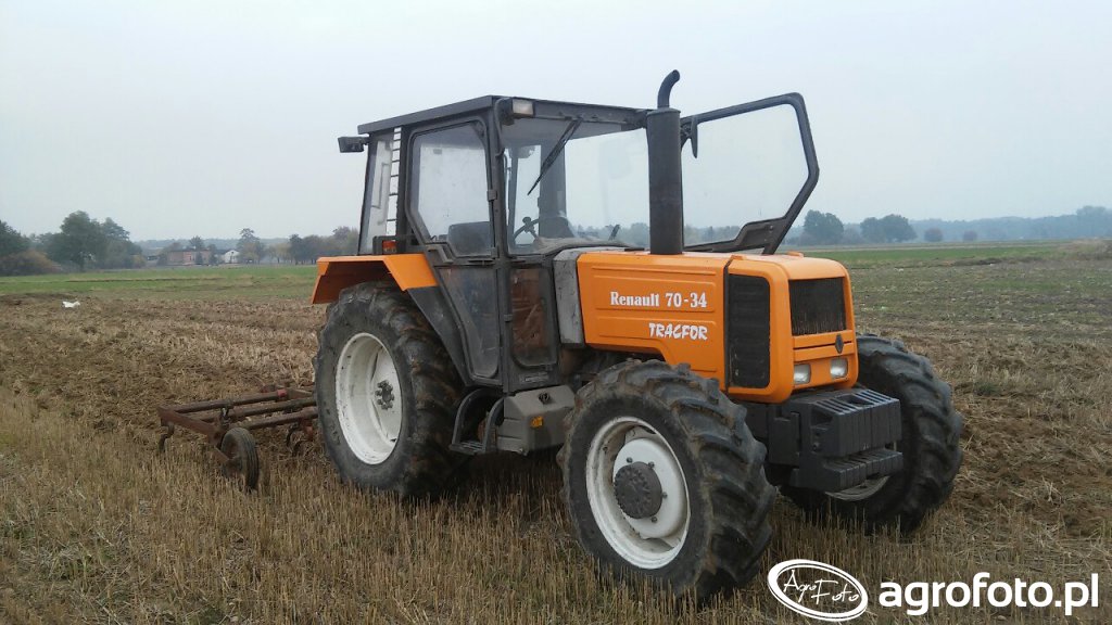 Obraz Traktor Renault 70-34 Id:611174 - Galeria Rolnicza Agrofoto